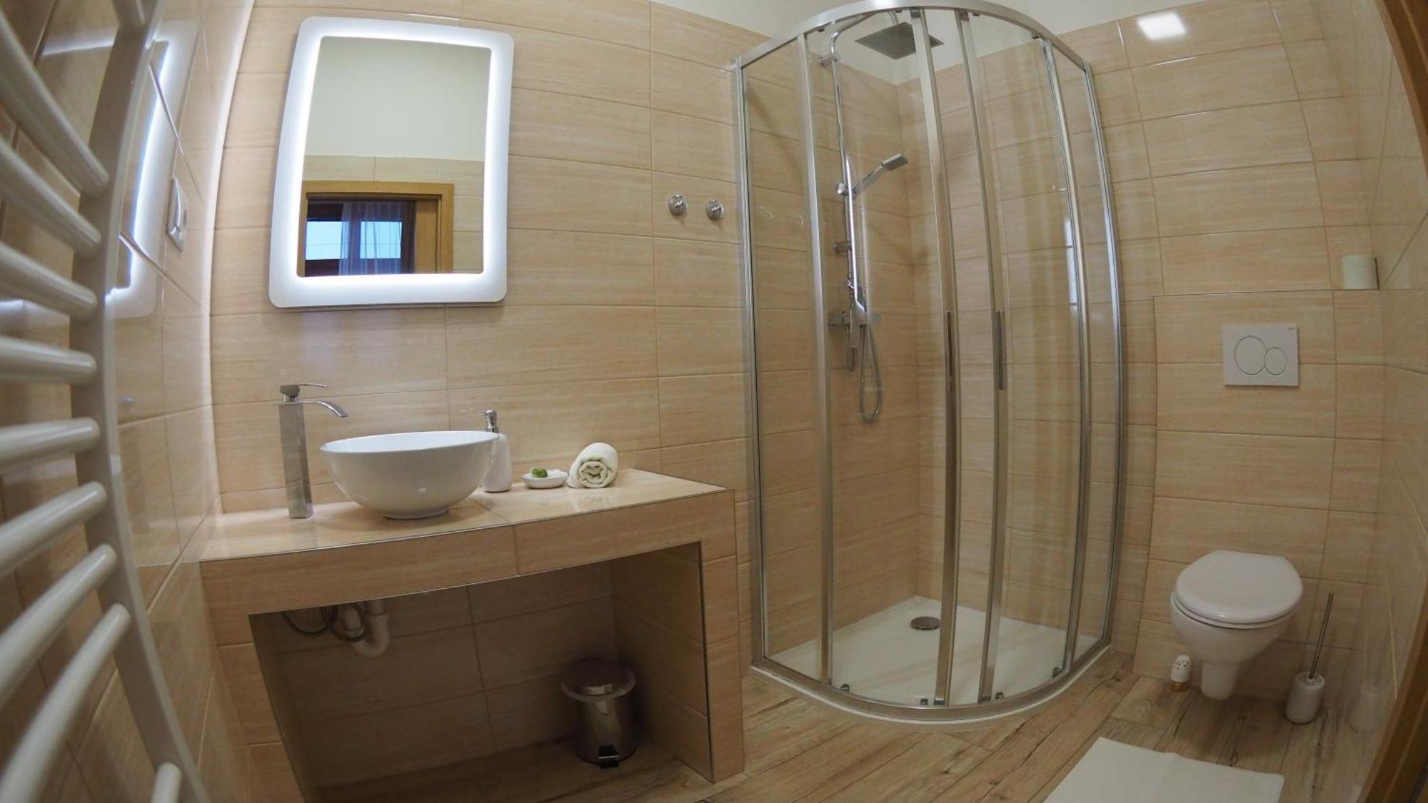 Hotel Britannia Всетін Екстер'єр фото
